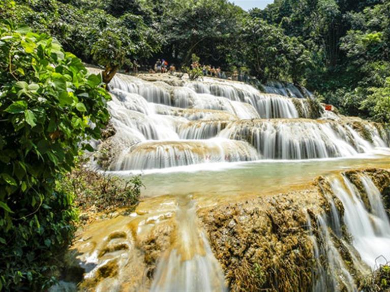 THÁC MÂY - CHÍN BẬC TÌNH YÊU ĐẸP MÊ MẨN GIỮA TRƯỜNG SƠN ĐẠI NGÀN