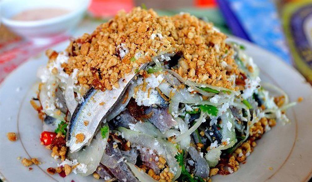 SALAD FROM HERRING, PHU QUOC'S TASTY OFFERING