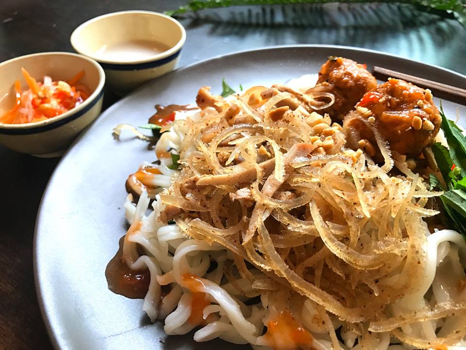 Bánh tằm: a Rustic Delicacy of the Mekong Delta